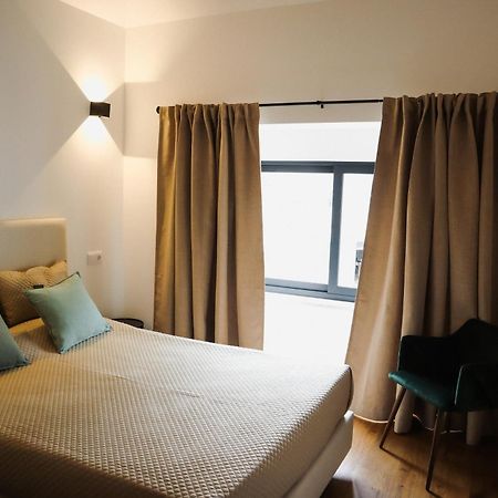 Pate'O Hostel & Suites Ovar Esterno foto