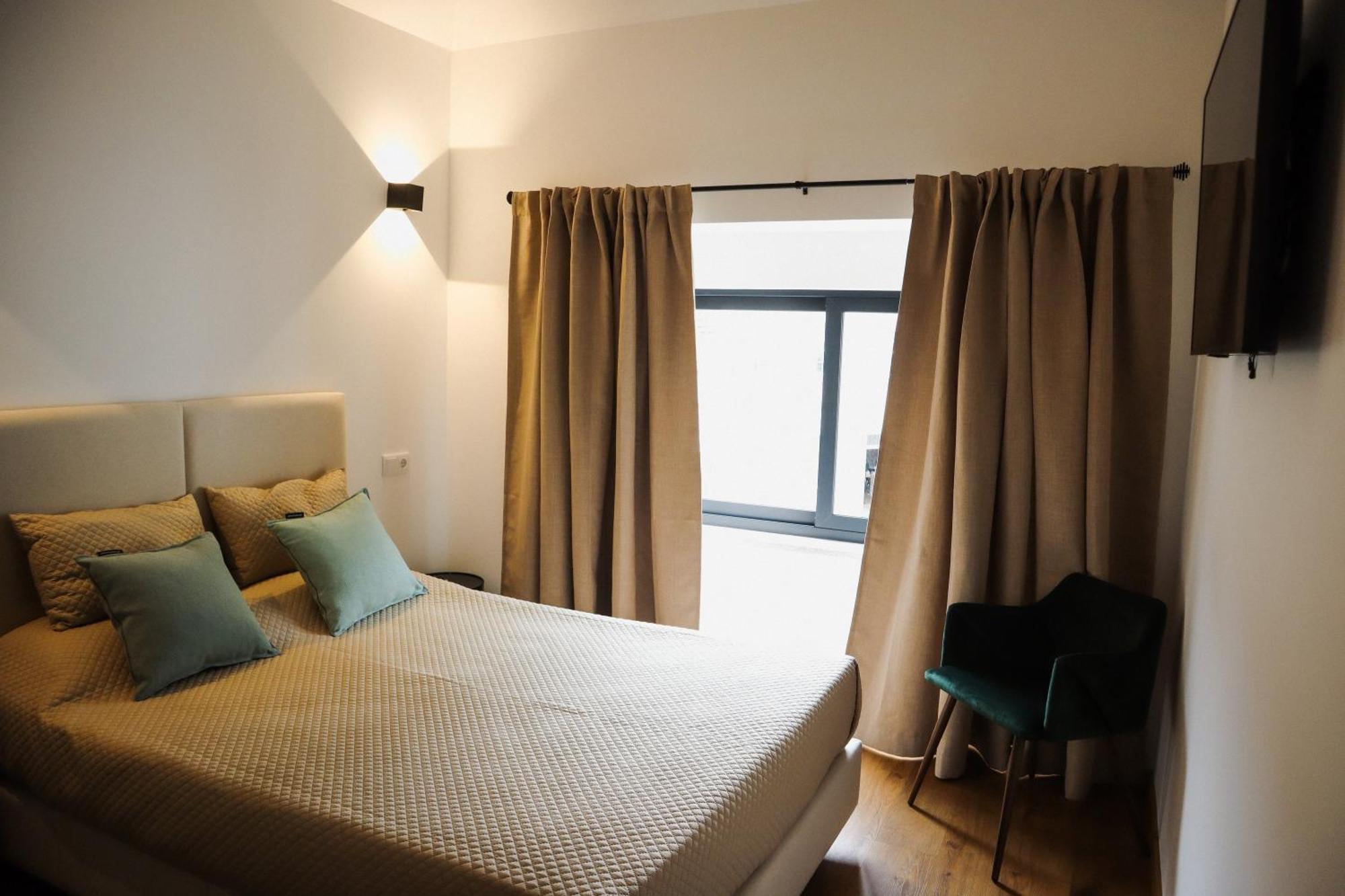 Pate'O Hostel & Suites Ovar Esterno foto